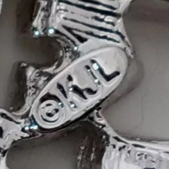 Kenneth Jay Lane Rninestone Bracelet - Picture 3 of 5